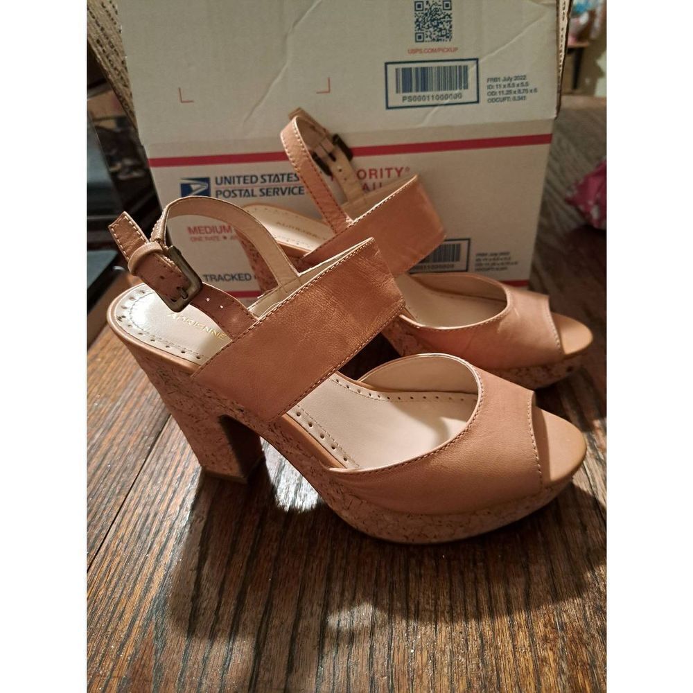 7.5 Adrienne Vittadini Yancy Tan Peep Toe Platform Chunky High Heel Dress Shoes